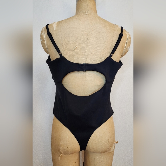 Good American Black Scuba Flexi Wire Bodysuit - Picture 10 of 12